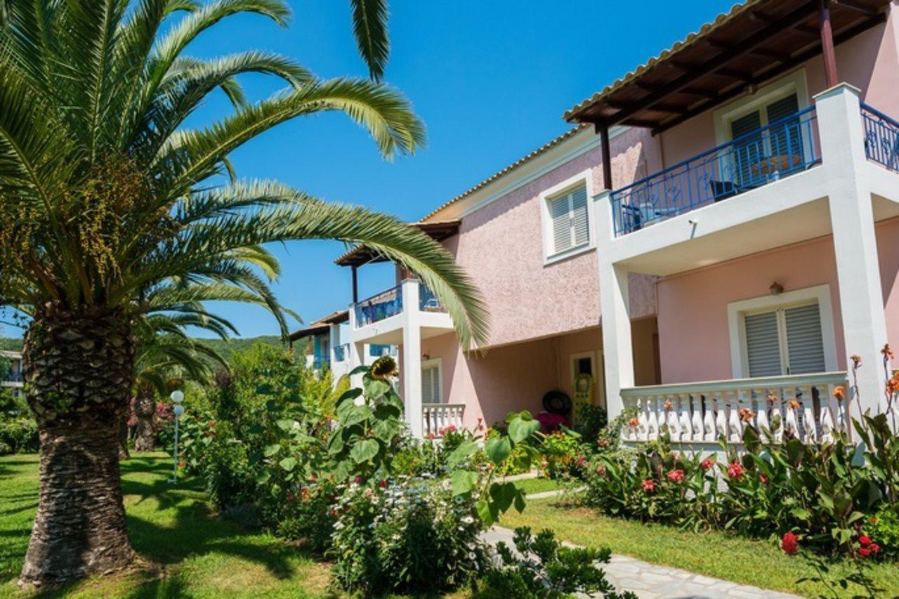 Three Stars Beach Hotel Moraitika Zewnętrze zdjęcie