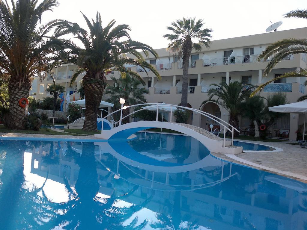 Three Stars Beach Hotel Moraitika Zewnętrze zdjęcie